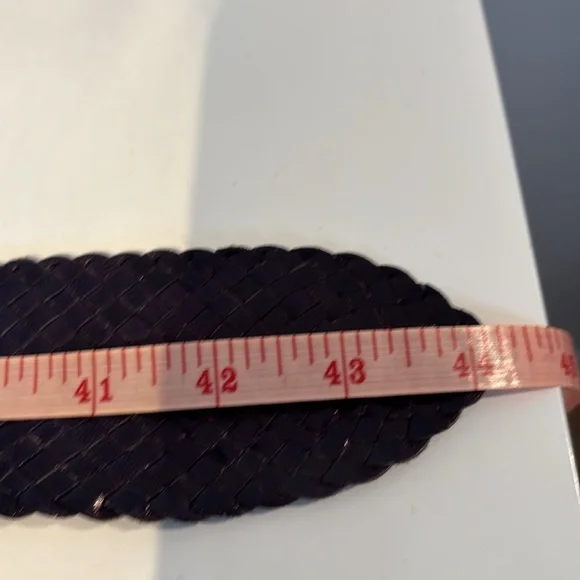 Nine West vintage eggplant purple 100% leather  weaved belt size large - Picture 11 of 11